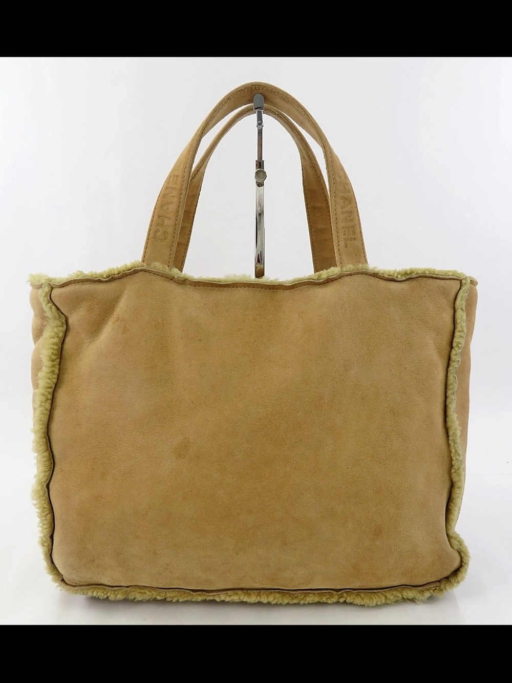 CHANEL Beige Suede Shearling-Trim Tote